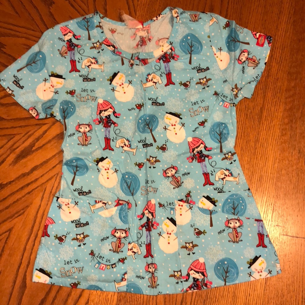 Scrub top